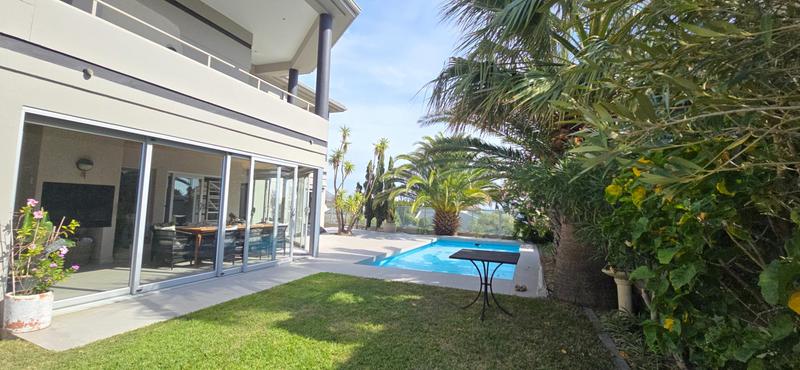 To Let 4 Bedroom Property for Rent in Greenways Golf Estate Western Cape